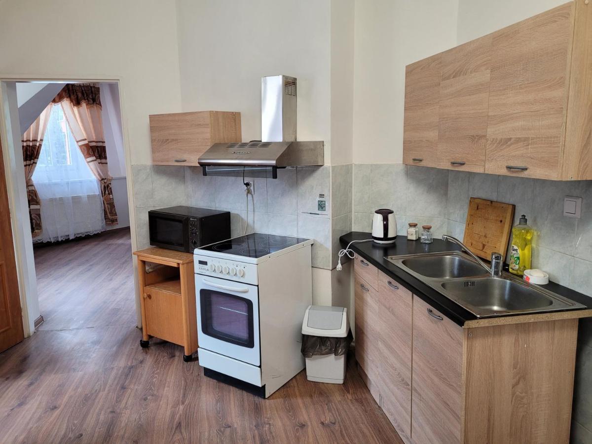 Studentska Apartments Κάρλοβι Βάρι Εξωτερικό φωτογραφία