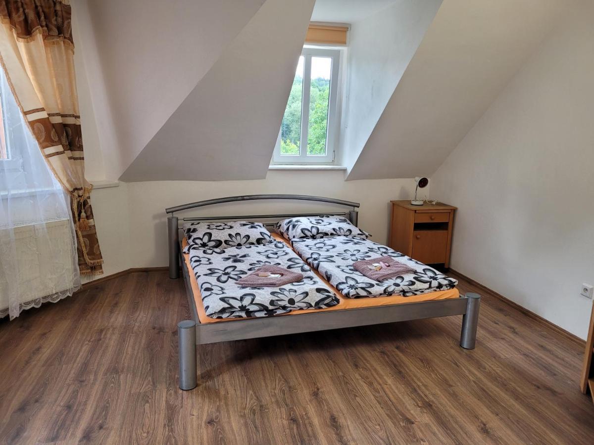 Studentska Apartments Κάρλοβι Βάρι Εξωτερικό φωτογραφία